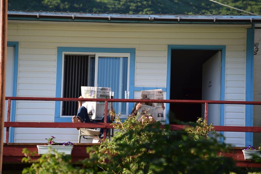 Zachar Bay Lodge Inc photo 29
