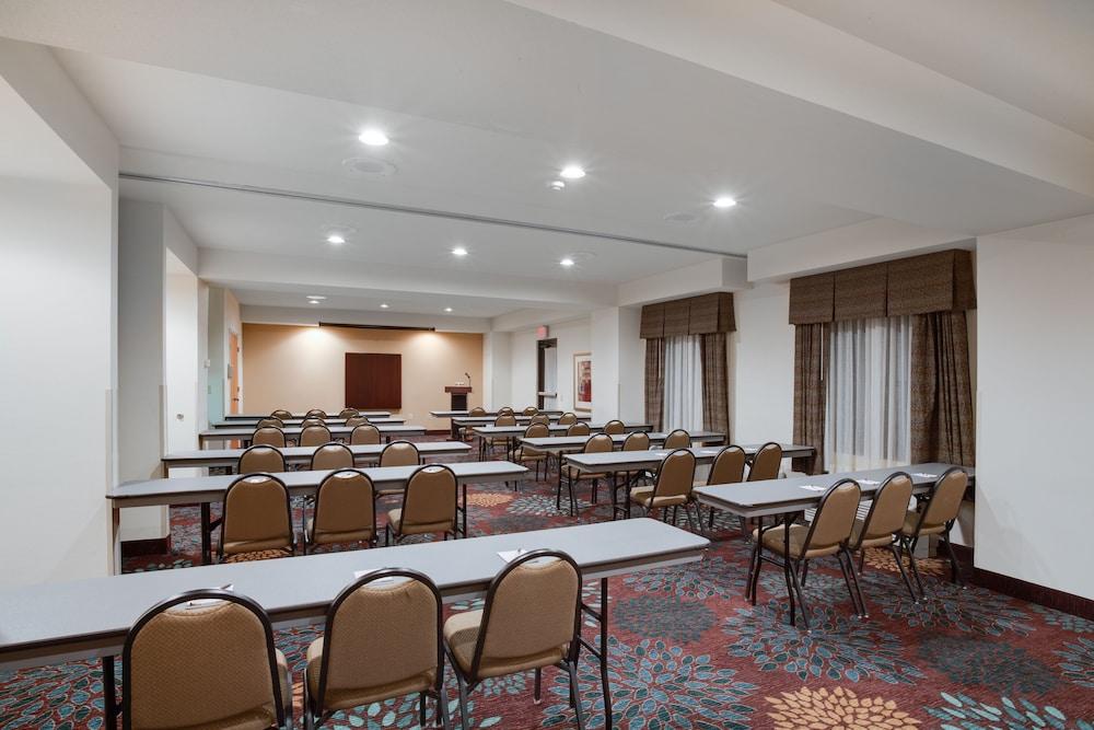 Staybridge Suites Tampa East - Brandon by IHG photo 16