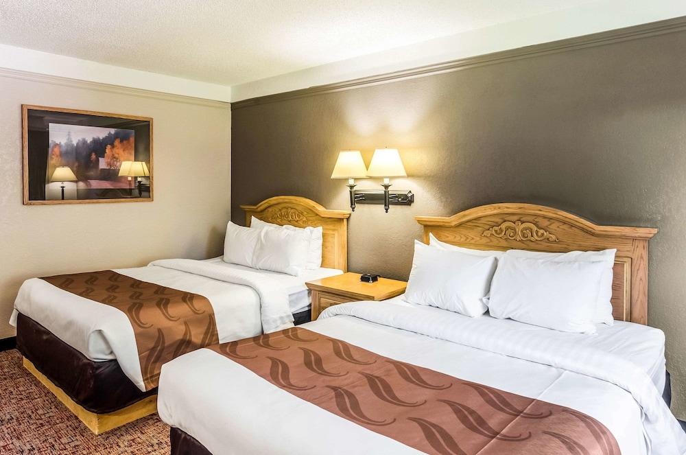 Quality Inn Buffalo photo 25