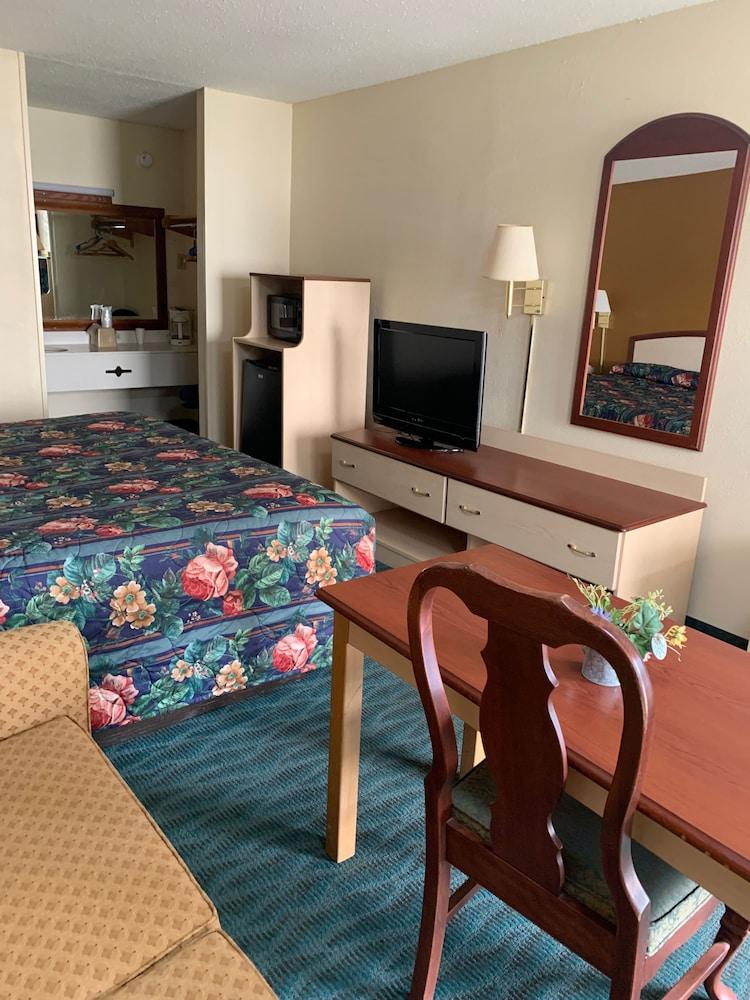 Suite Stay Talladega photo 13