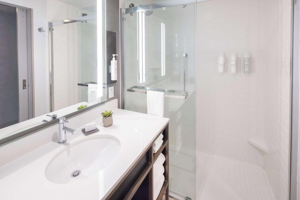 Hilton Garden Inn Redmond Seattle photo 31