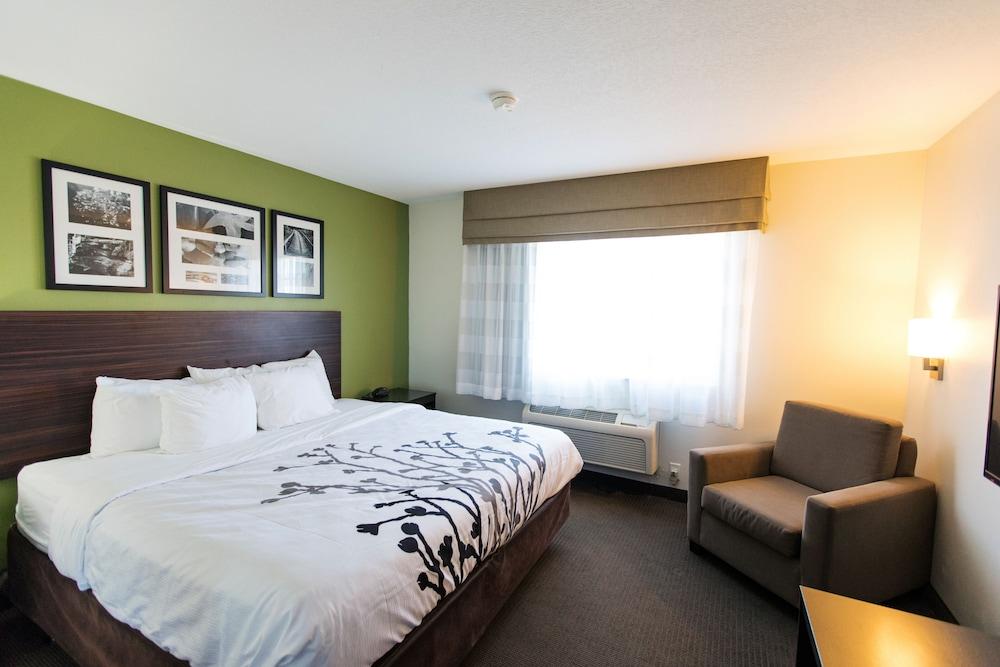 Sleep Inn & Suites Pleasant Hill - Des Moines photo 16