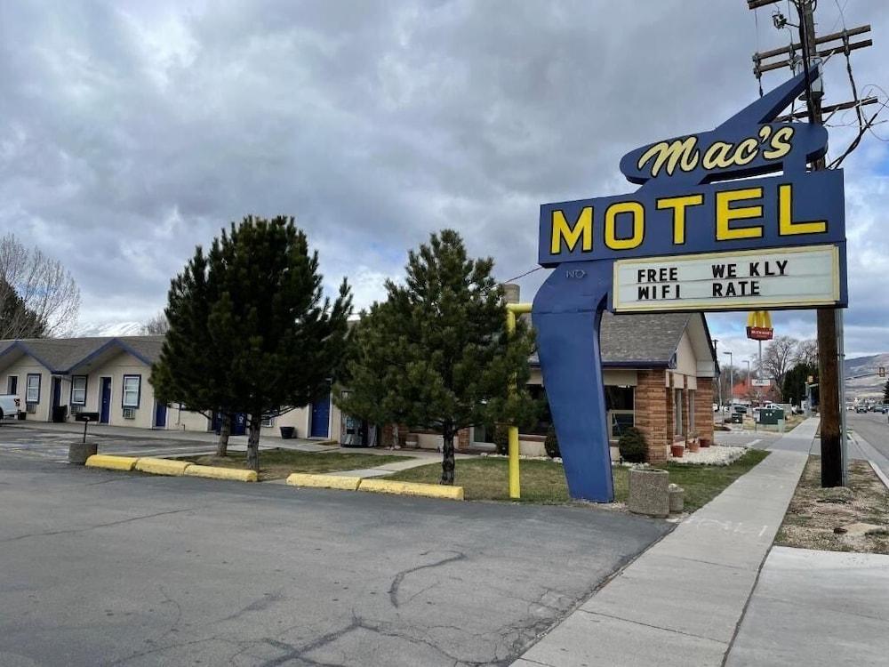 Mac's Motel photo 18