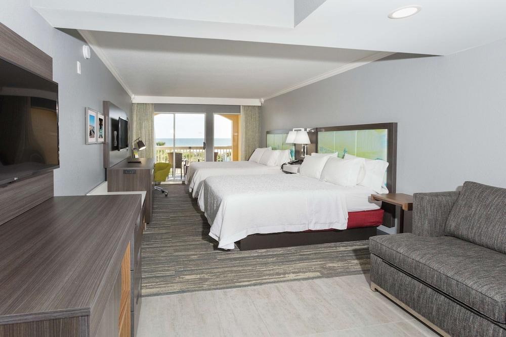 Hampton Inn St. Augustine Beach photo 29