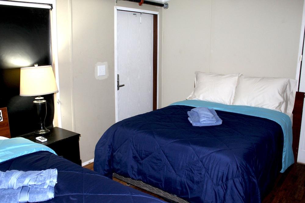 Target Hospitality-Midland Lodge photo 3