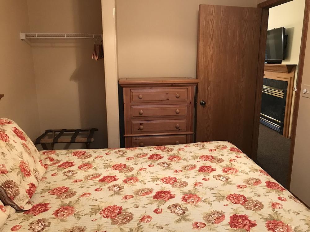Bay Breeze Resort photo 36