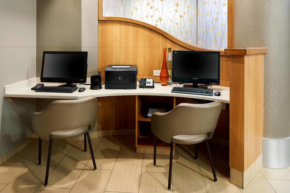 SpringHill Suites by Marriott Houston NASA/Webster photo 21