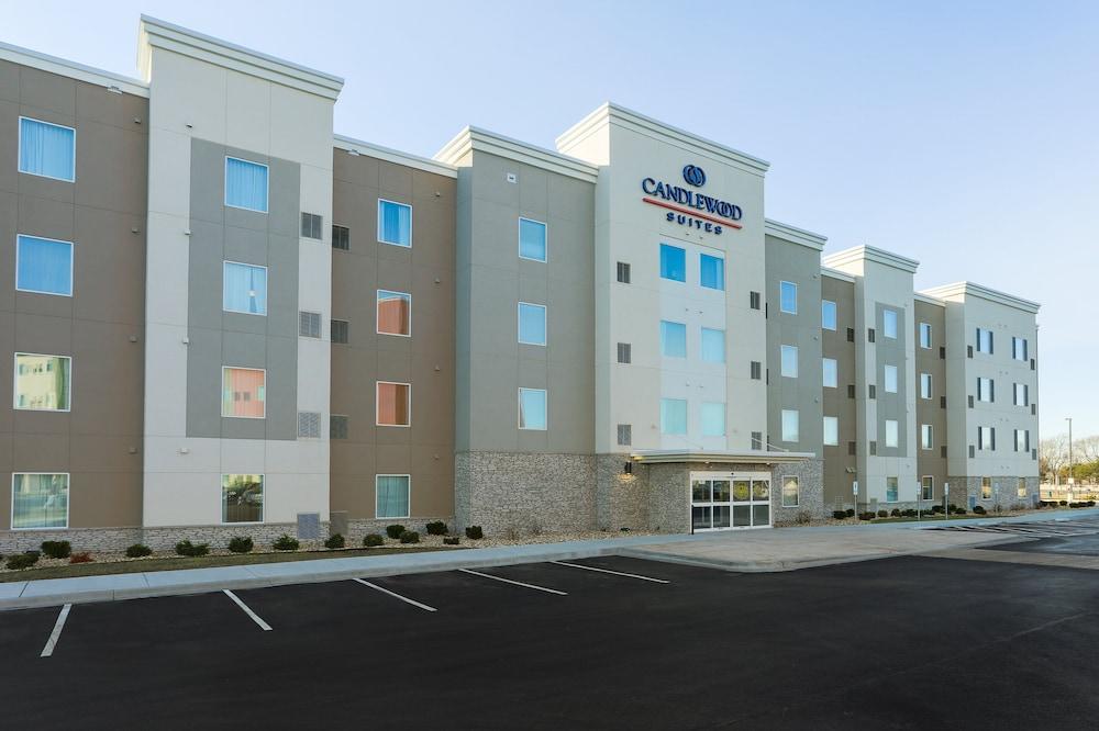 Candlewood Suites Lenexa - Overland Park Area by IHG — hotel in Lenexa
