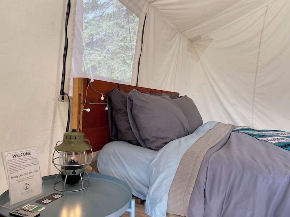 Alpenglow Luxury Camping photo 16