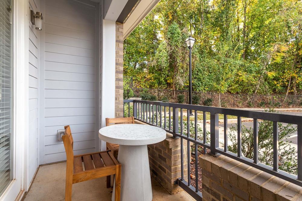 Kasa FreeMoreWest Charlotte photo 15