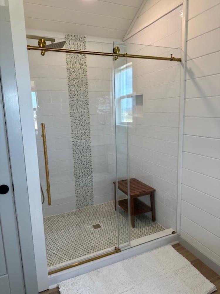 Laurel Court Cottages photo 2
