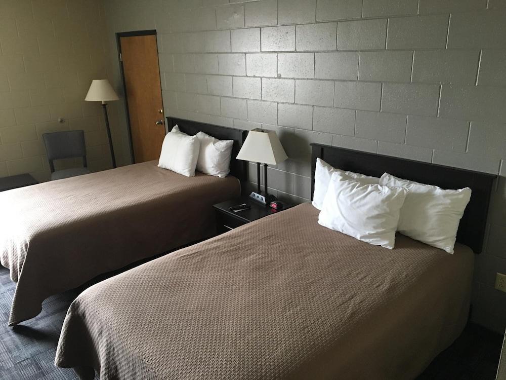 Sunlac Inn photo 10