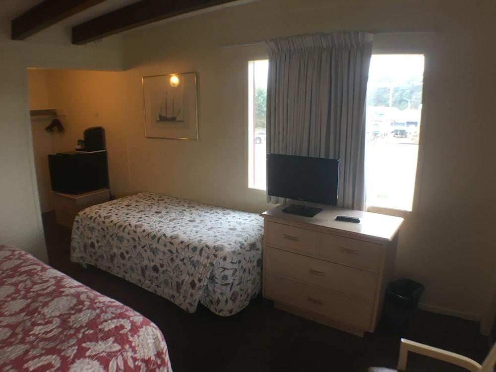 Anchor Lodge Motel photo 6