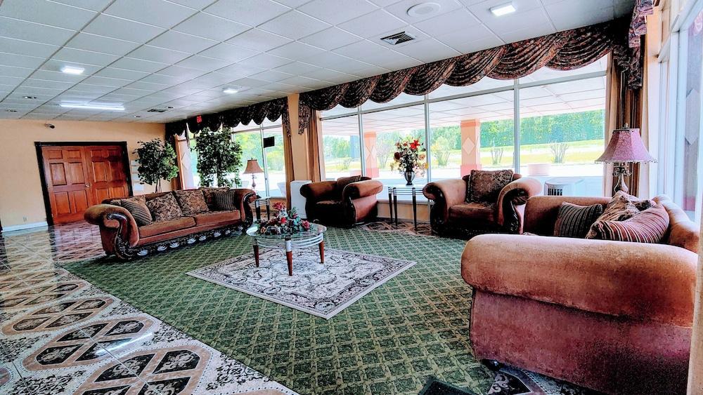 Countryside Inn & Suites photo 18