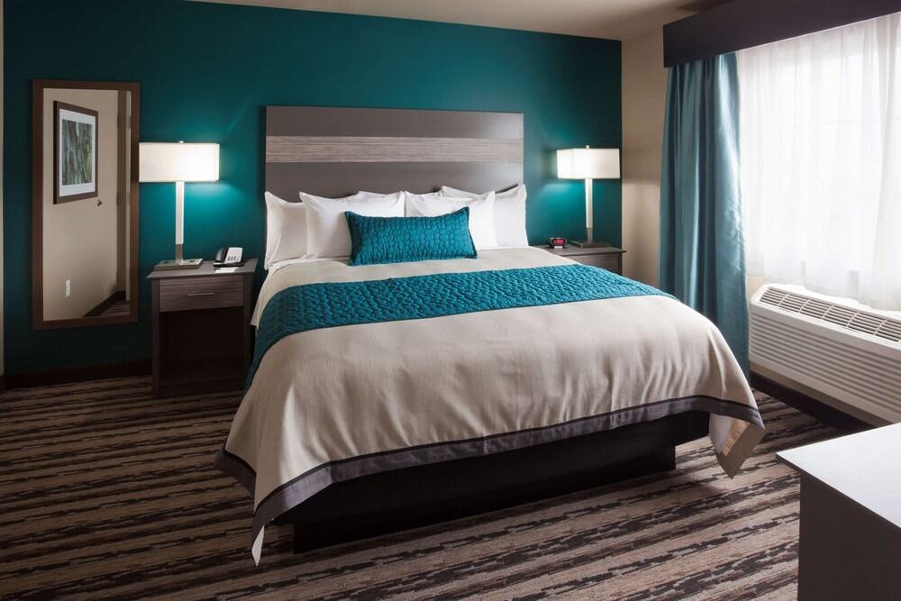 GrandStay Hotel and Suites photo 12
