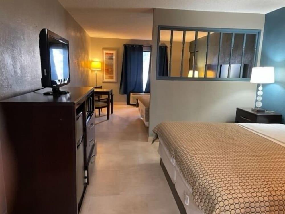 Guest Inn photo 9