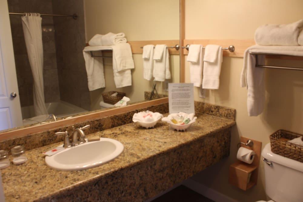 Inn at the Shore photo 32