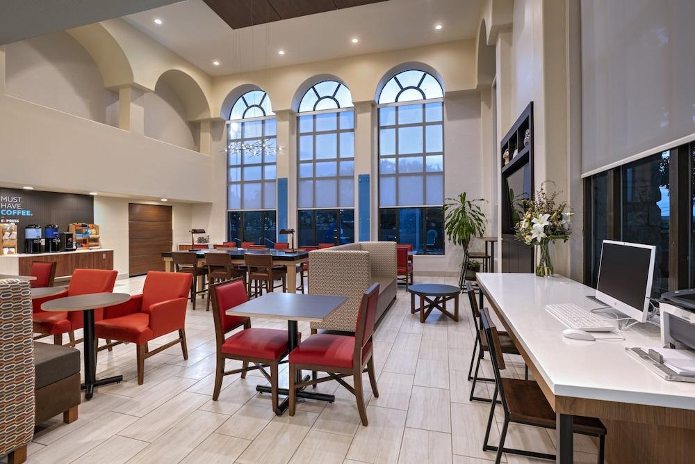 Holiday Inn Express Hotel & Suites Cedar Park by IHG photo 26