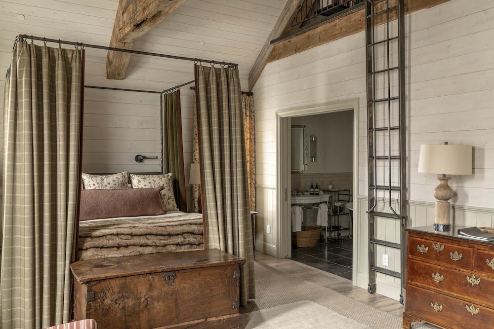 Eleven Scarp Ridge Lodge photo 6