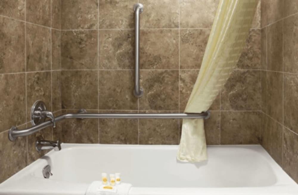 Days Inn by Wyndham West Memphis photo 9
