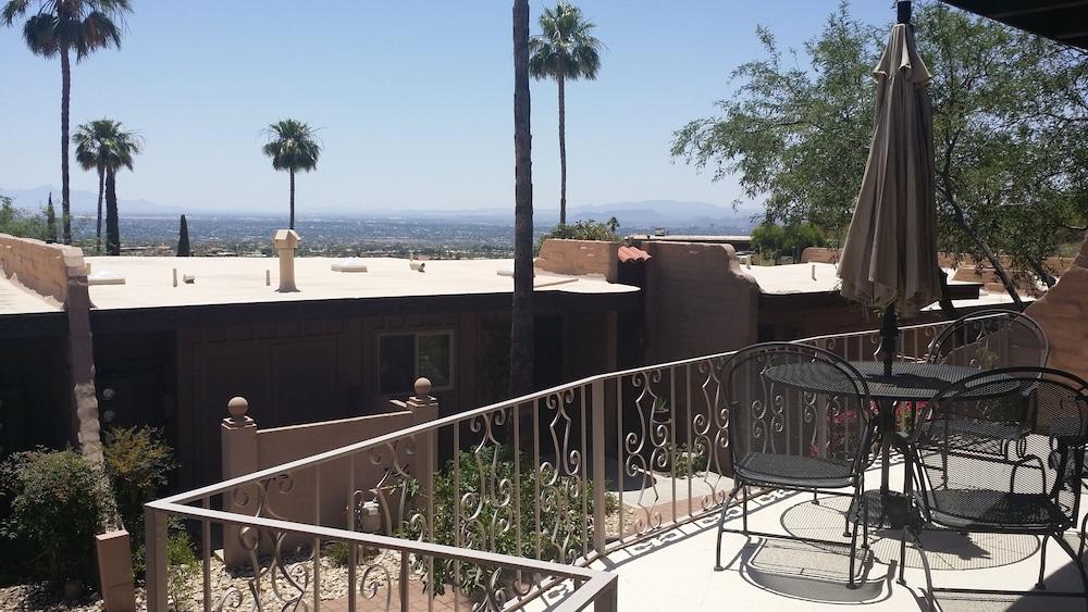 Mission Hill Casitas photo 13