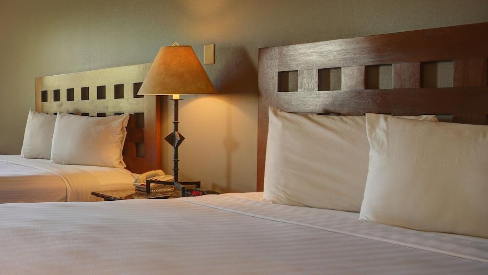GreenTree Inn Albuquerque photo 11