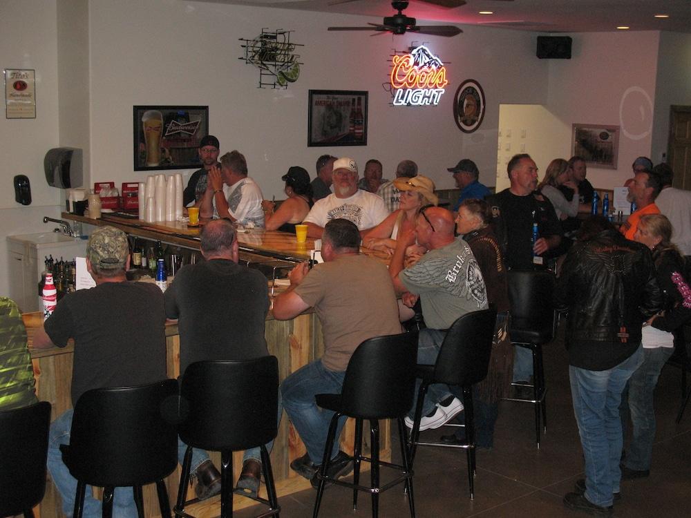 Iron Horse Inn photo 10