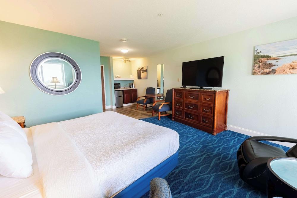 Fireside Inn & Suites - Belfast photo 45