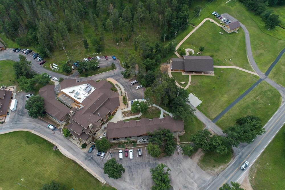 State Game Lodge at Custer State Park Resort photo 21