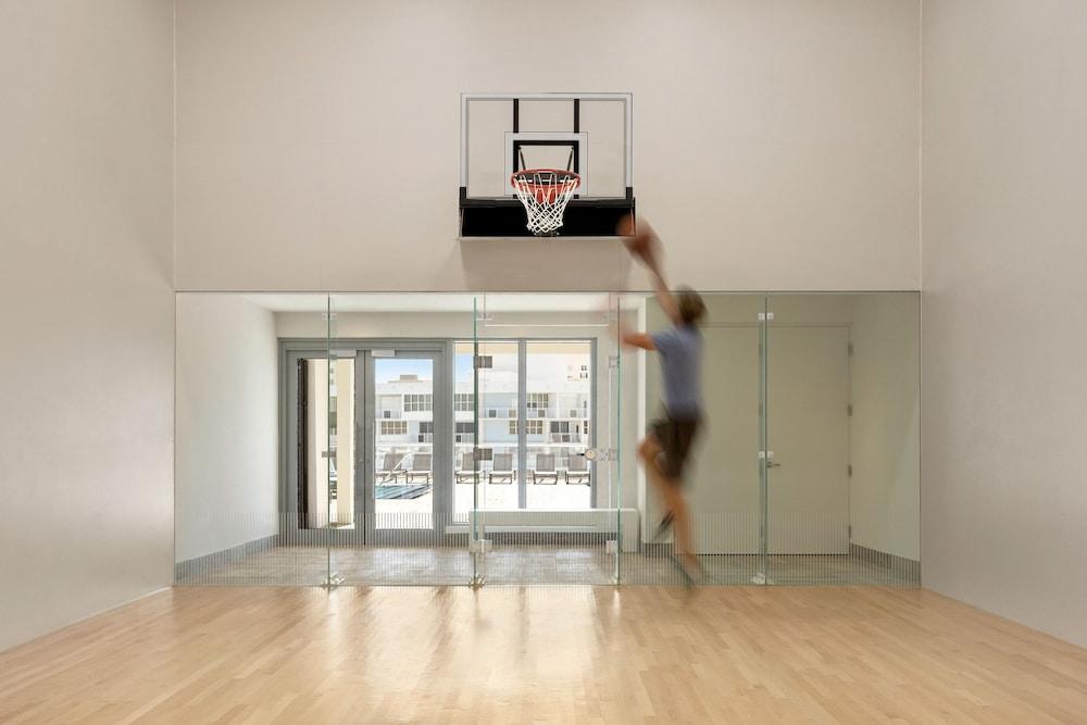 Hyde Beach House photo 11