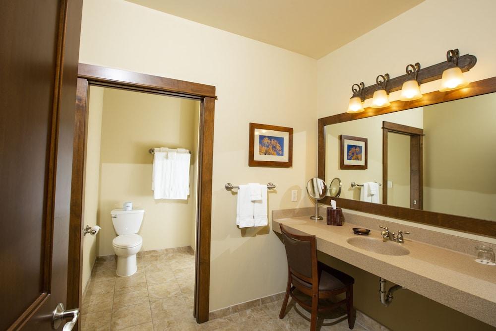 Rockwell Lake Lodge photo 40