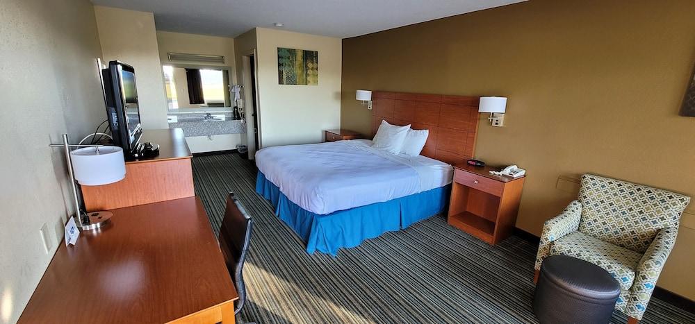 Quality Inn Ashburn photo 18