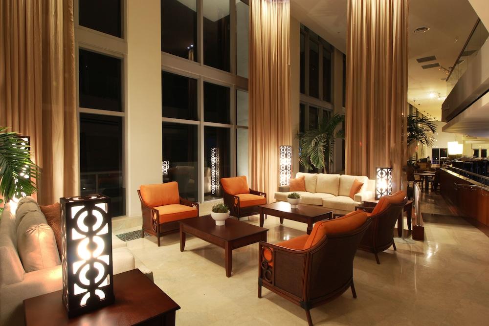 Marenas Beach Resort photo 2