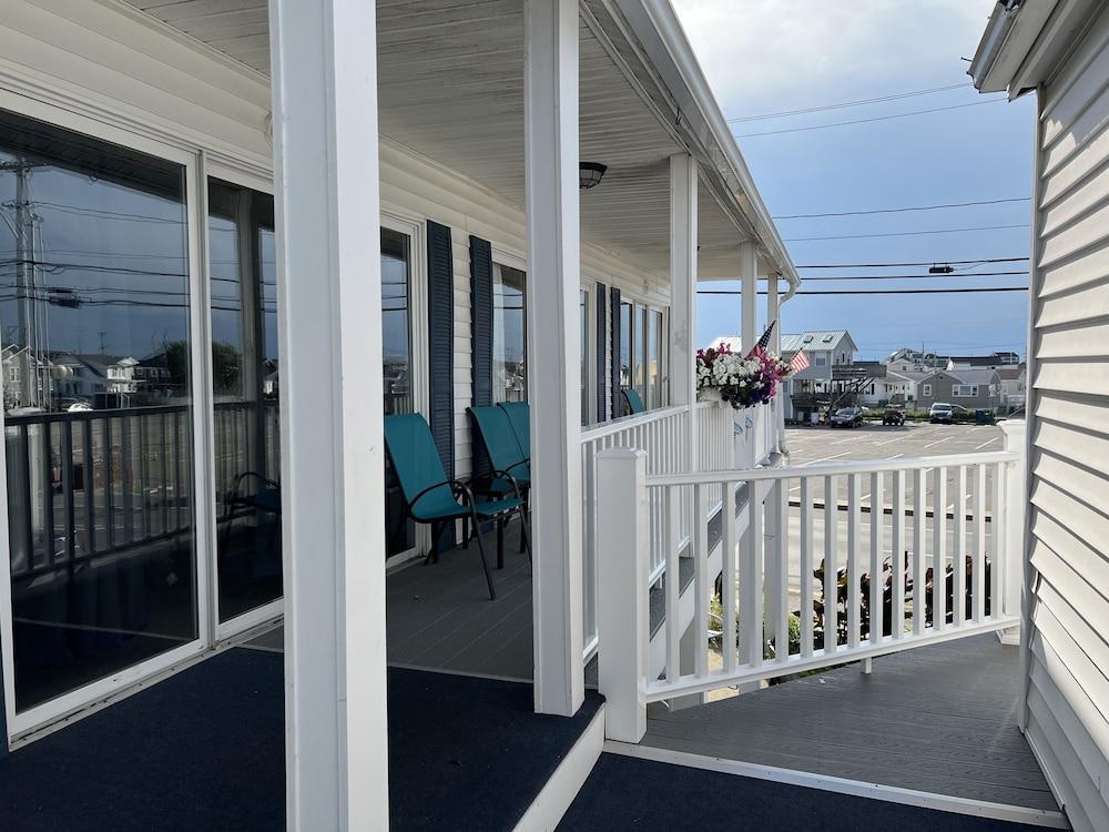 SHIPS INN Hotel photo 35