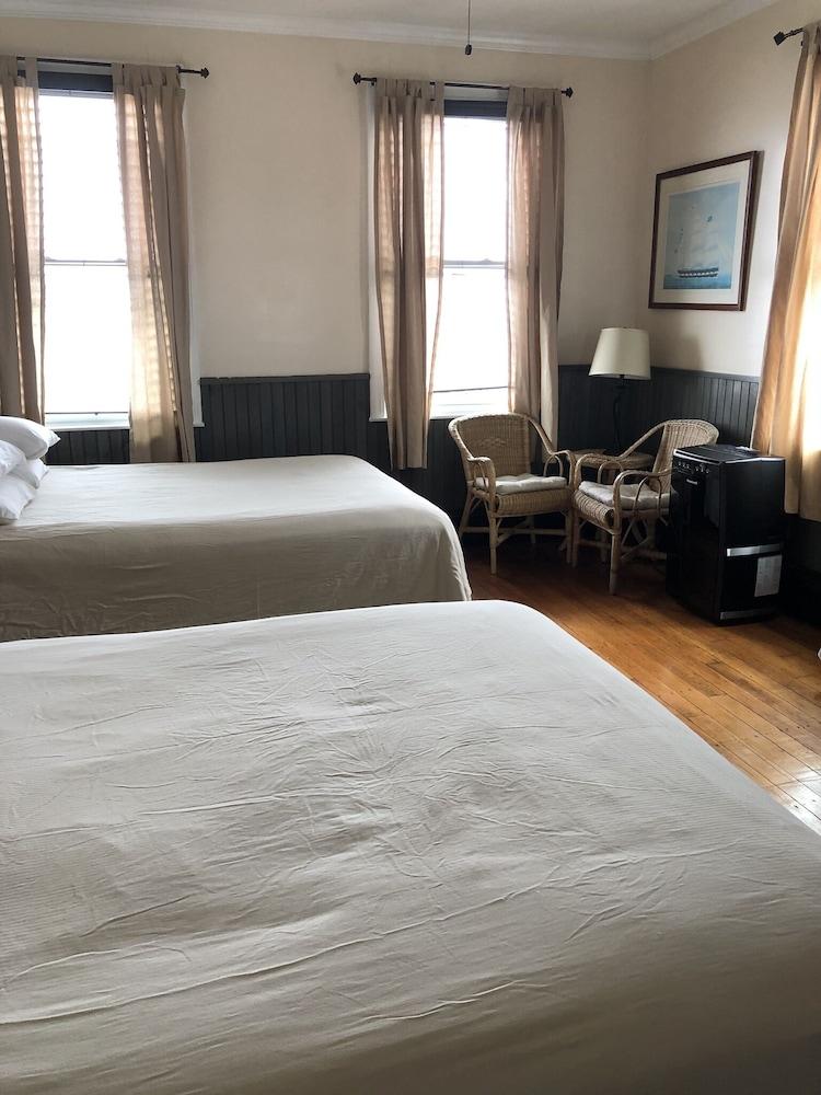 Water Street Inn photo 4