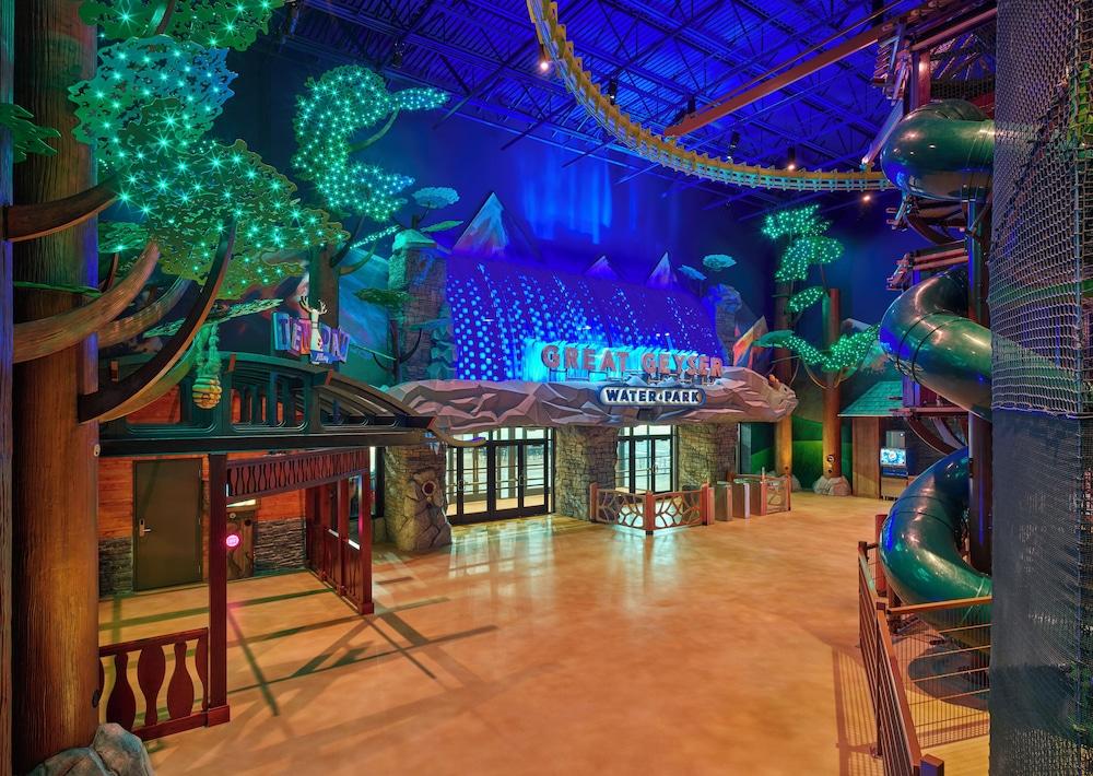 Great Wolf Lodge Webster photo 33
