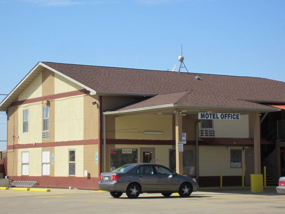 First Western Inn photo 13