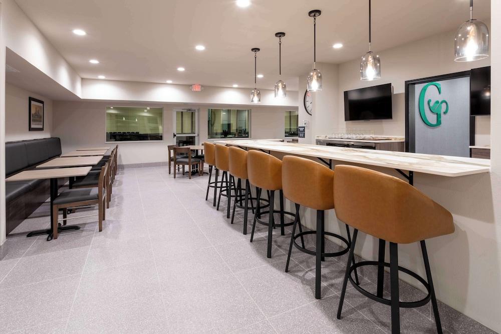 GrandStay Hotel & Suites photo 25