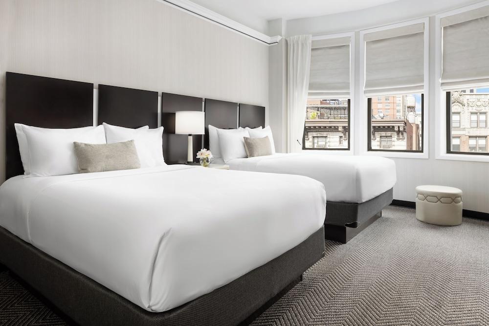 The Gregorian photo 5