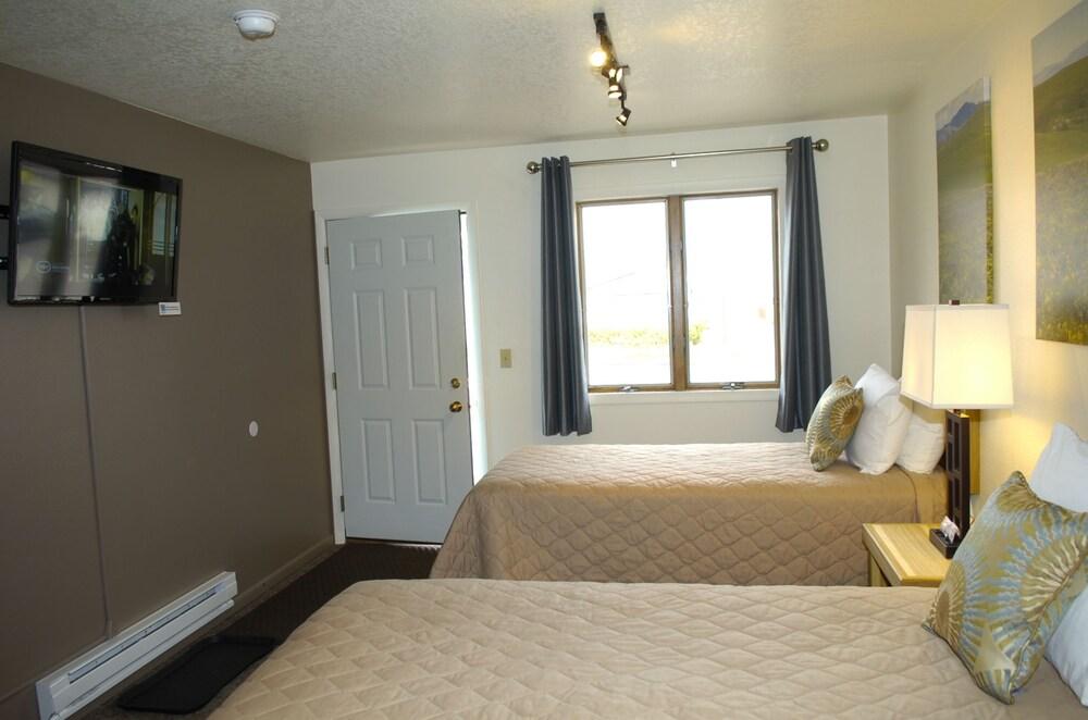Trout Montana Motel photo 12