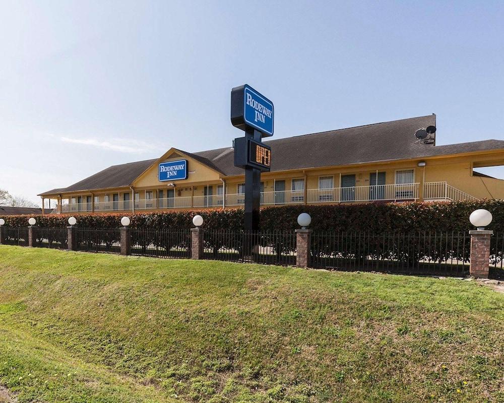 Rodeway Inn South Houston photo 22