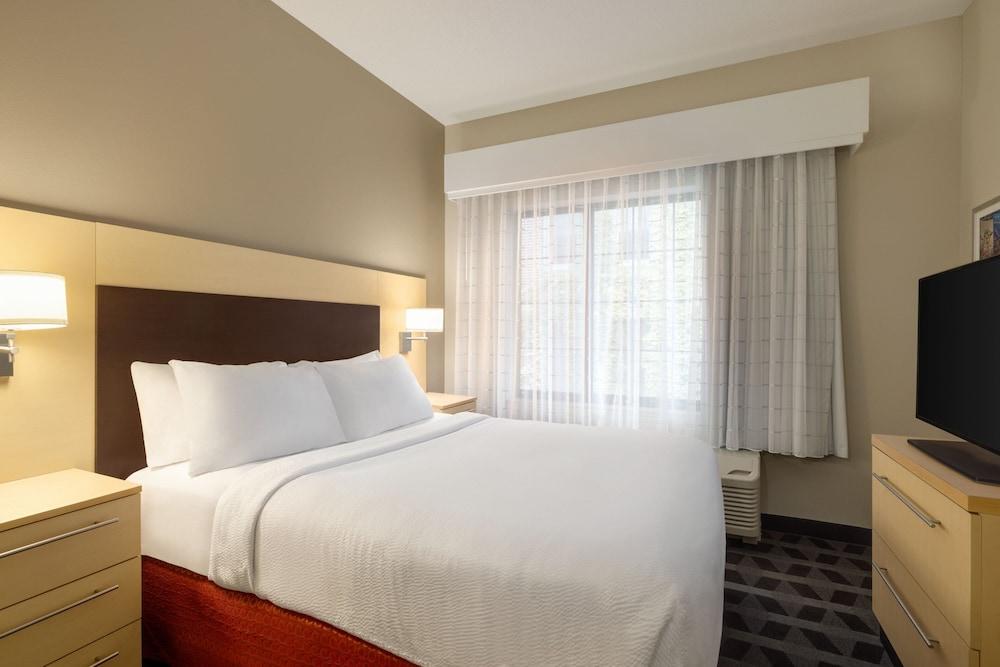 TownePlace Suites Williamsport photo 10