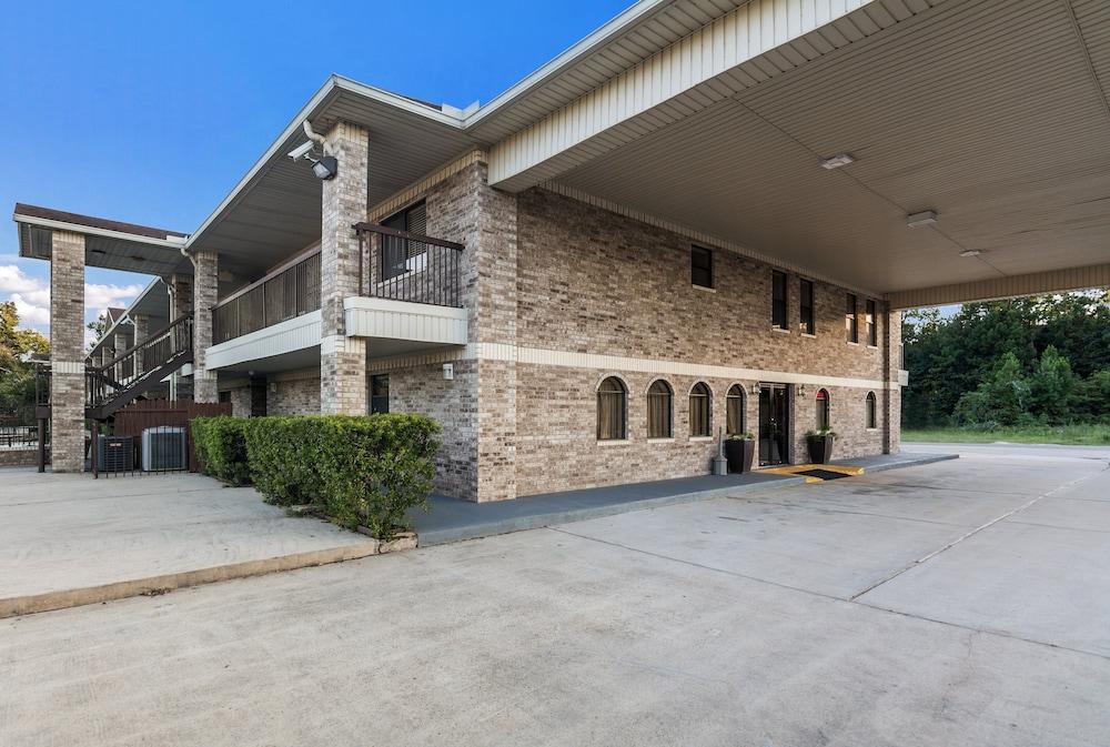 Red Roof Inn Conroe North - Willis photo 31