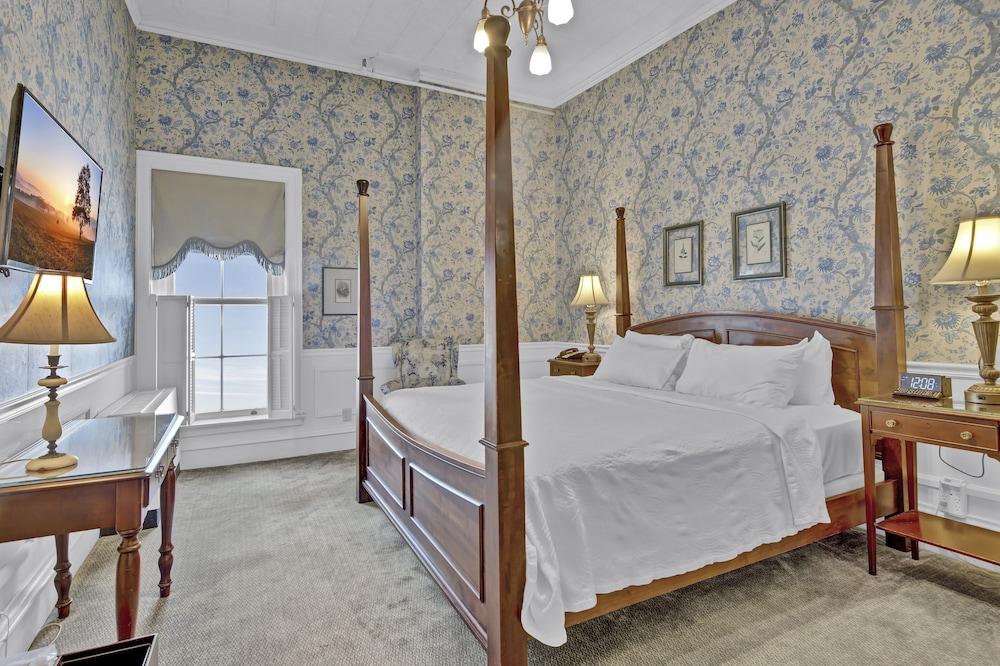 St James Hotel, a Historic Hotel of America photo 35