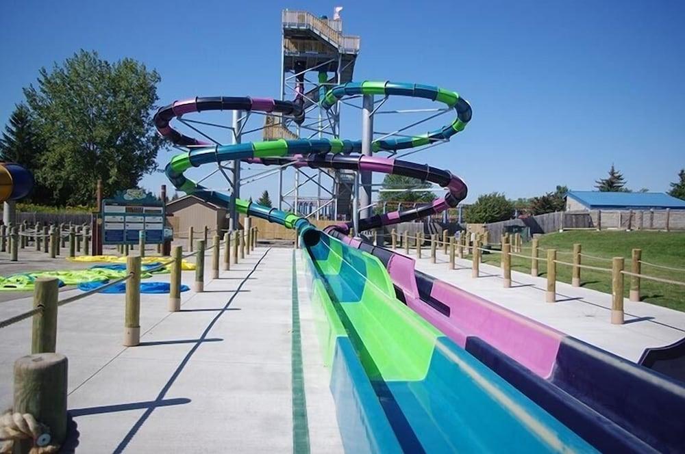 Darien Lake Lodge on the Lake photo 4