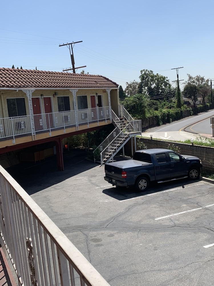 Budget Inn San Gabriel photo 9