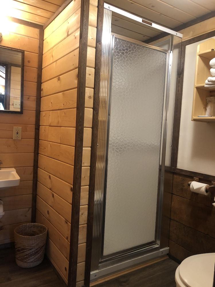 Wood River Lodge photo 10