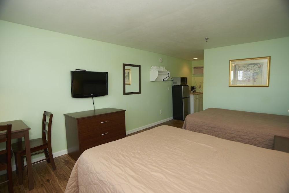 Marguerite Motel photo 11