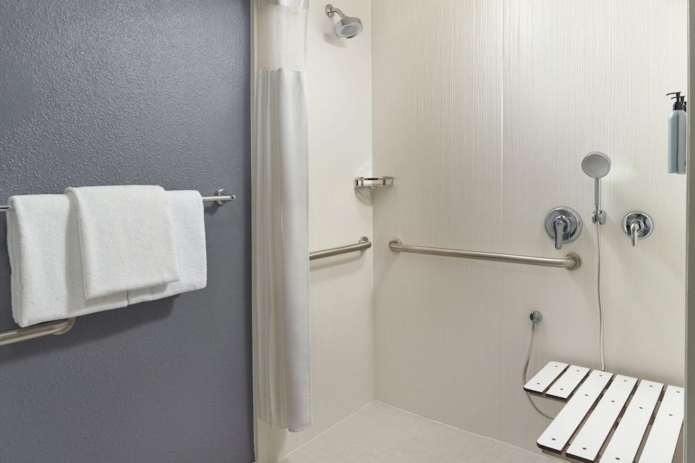 Courtyard by Marriott Tallahassee Downtown/Capitol photo 14