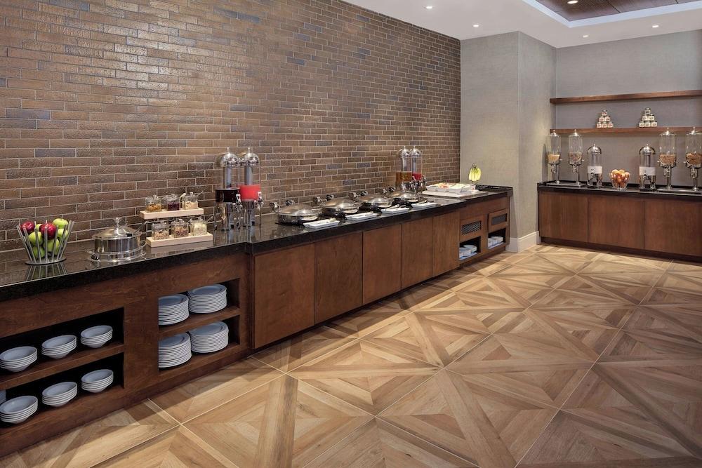 Nashville Airport Marriott photo 6